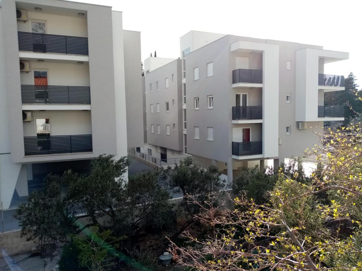 Tihana * Makarska